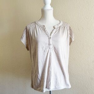 Cable & Gauge short sleeve blouse Size M